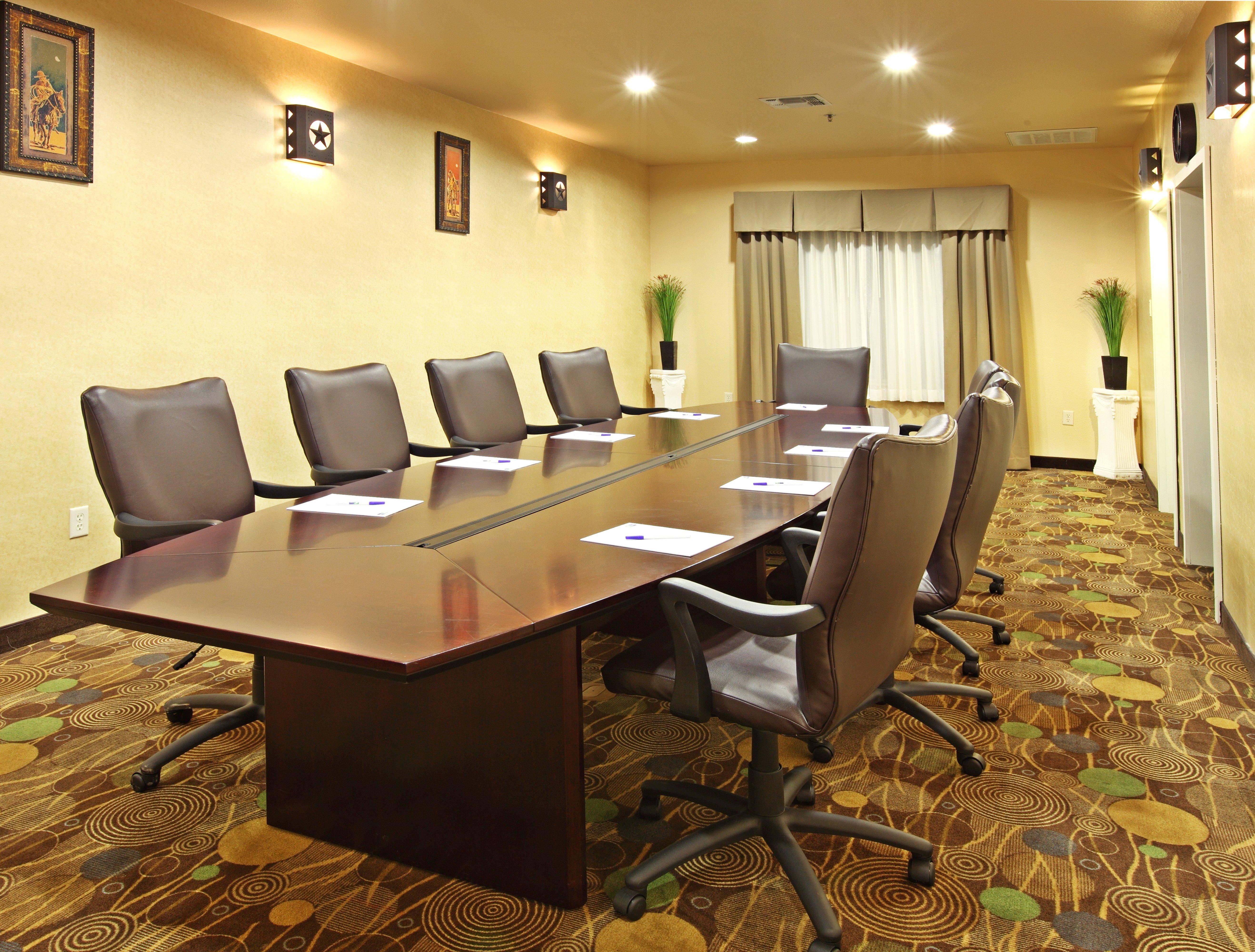 Holiday Inn Express Hotel & Suites Marshall By Ihg Facilities photo