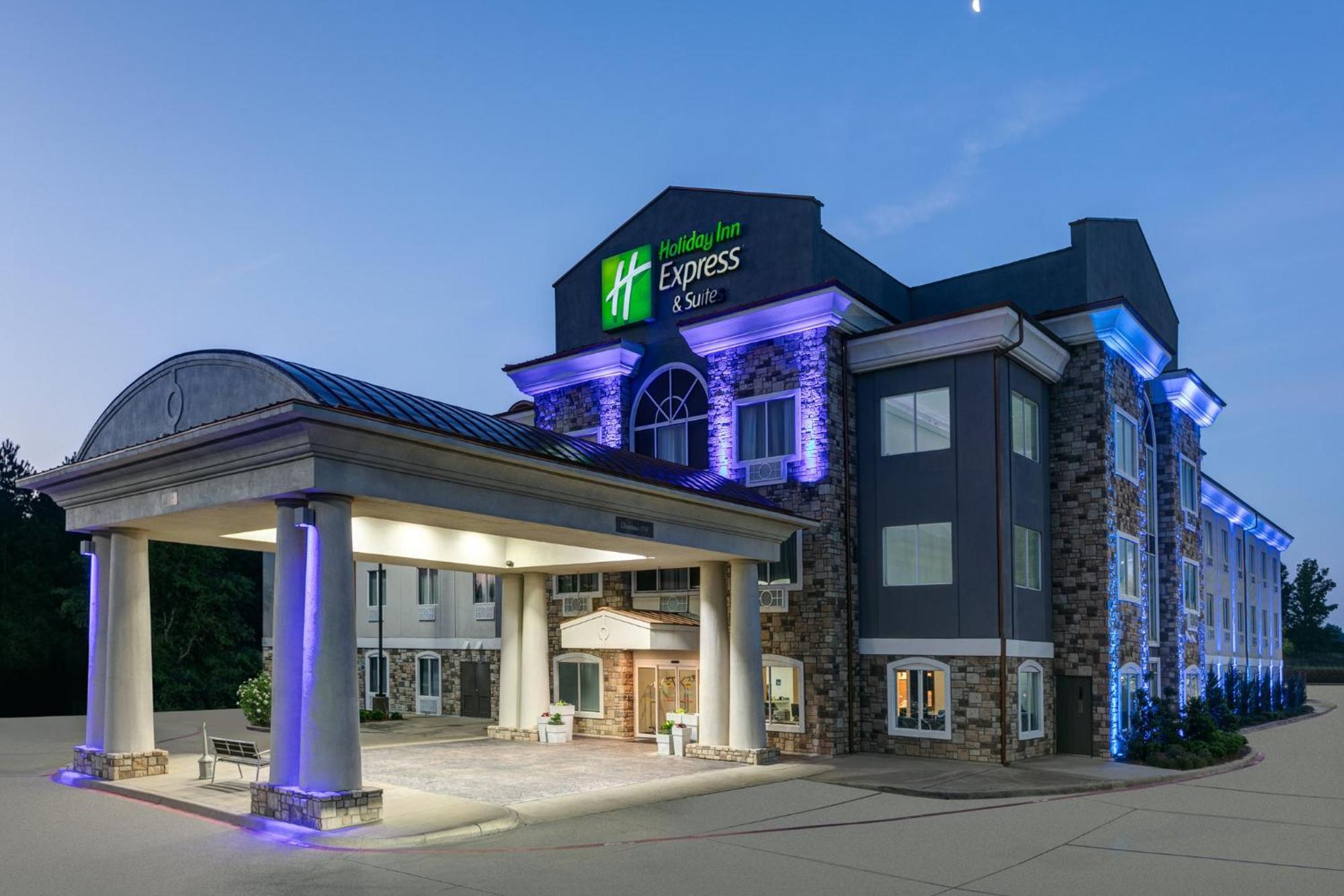 Holiday Inn Express Hotel & Suites Marshall By Ihg Exterior photo